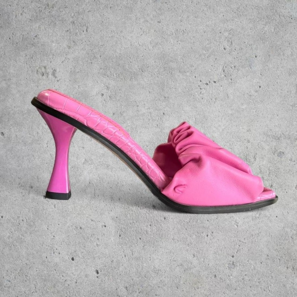 Stunning Circus by Sam Edelman ‘Slade’ Pink Crush Heeled Mules w/ Ruffle- US 7.5 - Picture 5 of 9